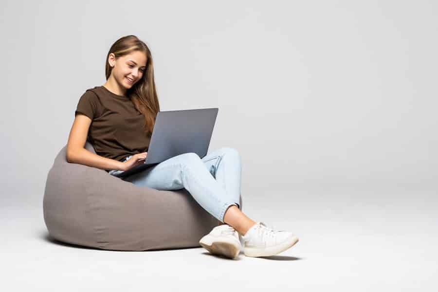 Teen-Jobs-online-Start-a-blog