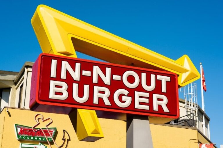 Answered: Does In-N-Out Take Apple Pay? Apple Pay Policy
